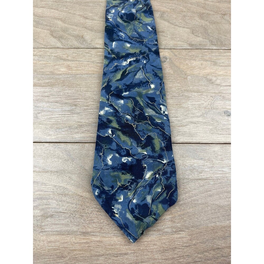 Van Heusen Men's Tie Blue Abstract Pattern Silk 57 Inches